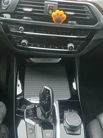 Чорний БМВ Х3, об'ємом двигуна 2 л та пробігом 192 тис. км за 24900 $, фото 5 на Automoto.ua