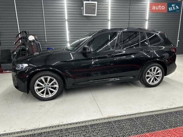 Черный БМВ Х3, объемом двигателя 2 л и пробегом 116 тыс. км за 32900 $, фото 3 на Automoto.ua