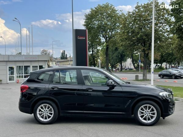 Черный БМВ Х3, объемом двигателя 2 л и пробегом 27 тыс. км за 45500 $, фото 3 на Automoto.ua