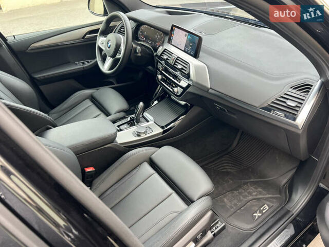 Чорний БМВ Х3, об'ємом двигуна 3 л та пробігом 48 тис. км за 42500 $, фото 22 на Automoto.ua
