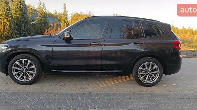 Чорний БМВ Х3, об'ємом двигуна 2 л та пробігом 78 тис. км за 28000 $, фото 3 на Automoto.ua