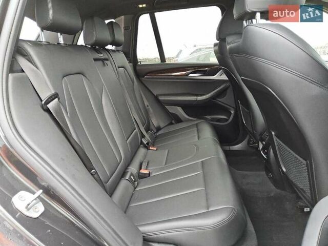 Чорний БМВ Х3, об'ємом двигуна 2 л та пробігом 165 тис. км за 9600 $, фото 9 на Automoto.ua