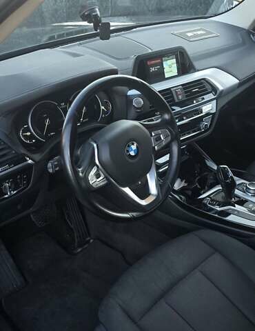 Черный БМВ Х3, объемом двигателя 3 л и пробегом 129 тыс. км за 39150 $, фото 2 на Automoto.ua