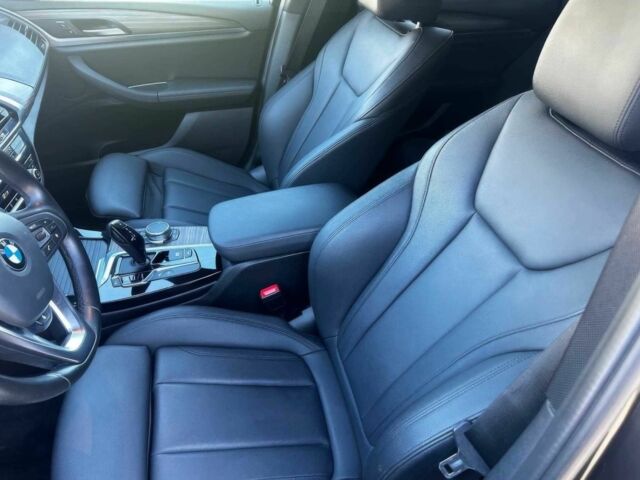 Чорний БМВ Х3, об'ємом двигуна 2 л та пробігом 44 тис. км за 17000 $, фото 6 на Automoto.ua