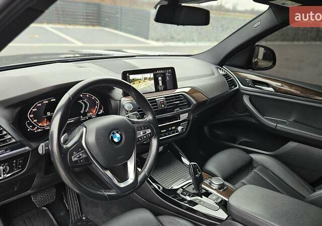 Чорний БМВ Х3, об'ємом двигуна 2 л та пробігом 187 тис. км за 25499 $, фото 45 на Automoto.ua