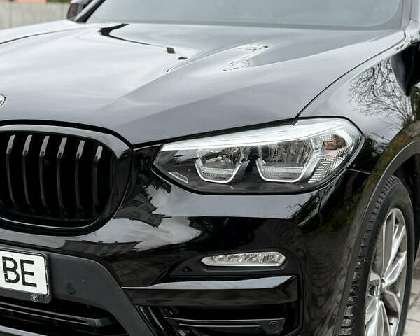 Черный БМВ Х3, объемом двигателя 2 л и пробегом 87 тыс. км за 31500 $, фото 1 на Automoto.ua