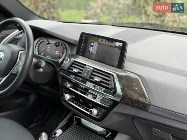 Чорний БМВ Х3, об'ємом двигуна 2 л та пробігом 121 тис. км за 27700 $, фото 87 на Automoto.ua