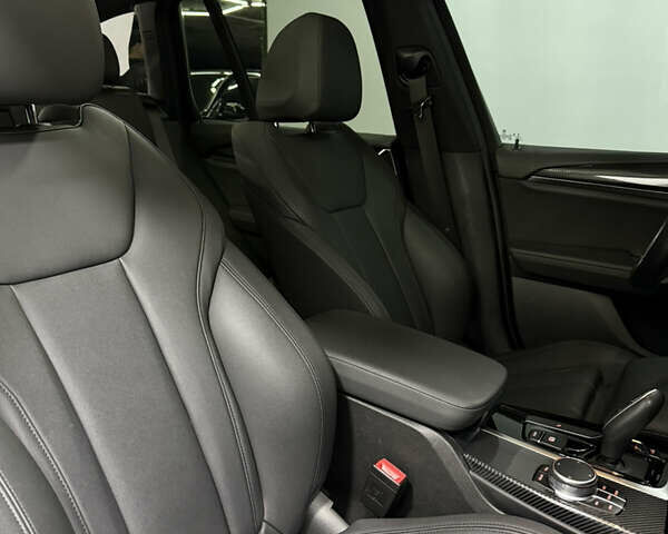 Черный БМВ Х3, объемом двигателя 2 л и пробегом 97 тыс. км за 28500 $, фото 19 на Automoto.ua