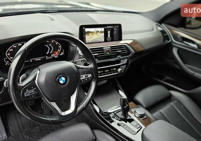 Чорний БМВ Х3, об'ємом двигуна 2 л та пробігом 187 тис. км за 25499 $, фото 66 на Automoto.ua