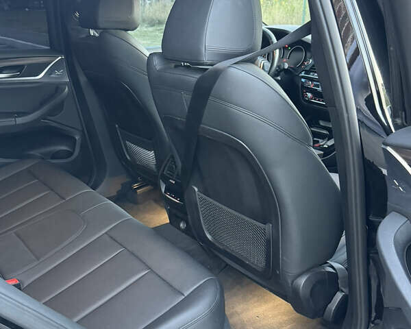 Черный БМВ Х3, объемом двигателя 2 л и пробегом 81 тыс. км за 27000 $, фото 14 на Automoto.ua