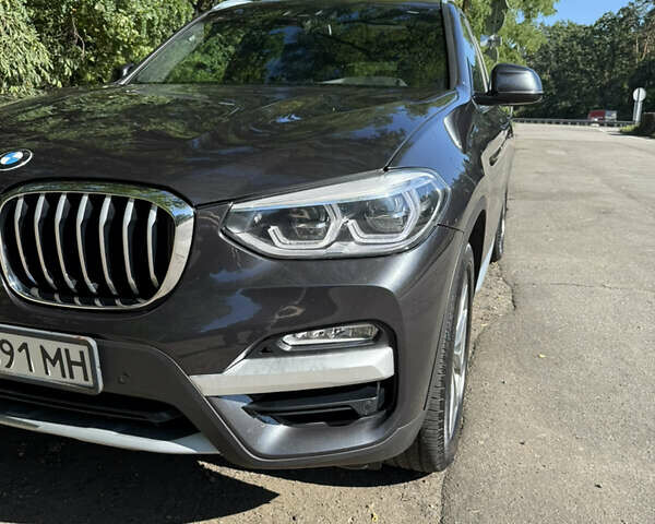 Чорний БМВ Х3, об'ємом двигуна 2 л та пробігом 125 тис. км за 32000 $, фото 7 на Automoto.ua