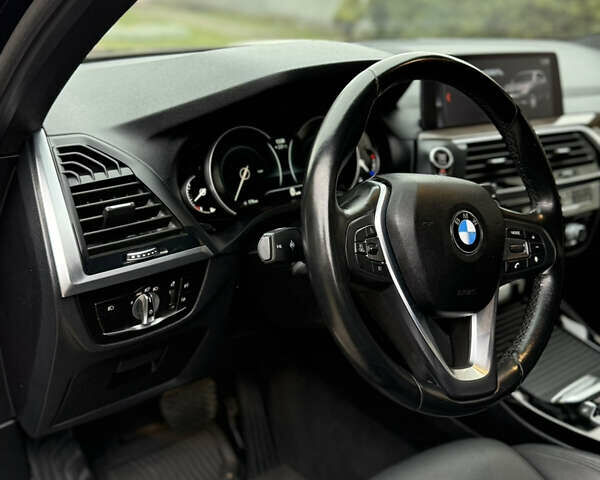 Черный БМВ Х3, объемом двигателя 2 л и пробегом 87 тыс. км за 31500 $, фото 17 на Automoto.ua