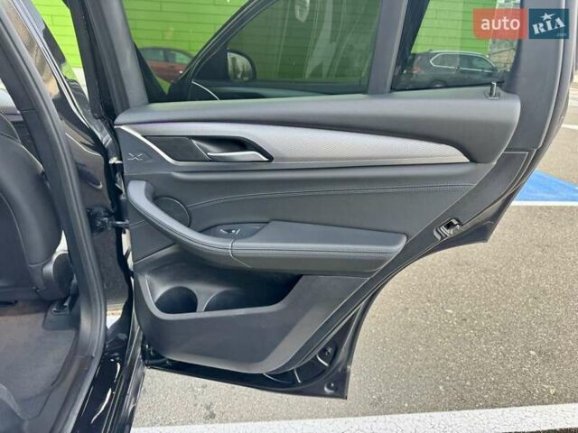 Черный БМВ Х3, объемом двигателя 2 л и пробегом 90 тыс. км за 38900 $, фото 42 на Automoto.ua