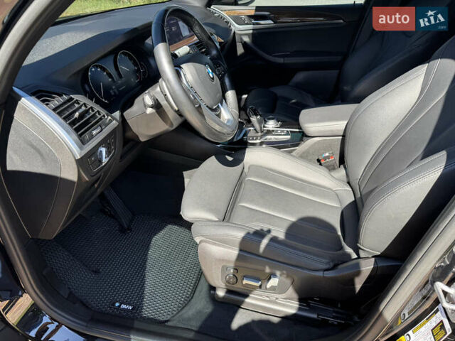 Черный БМВ Х3, объемом двигателя 2 л и пробегом 123 тыс. км за 25000 $, фото 10 на Automoto.ua