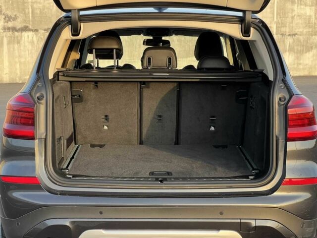 Черный БМВ Х3, объемом двигателя 2 л и пробегом 140 тыс. км за 35500 $, фото 15 на Automoto.ua