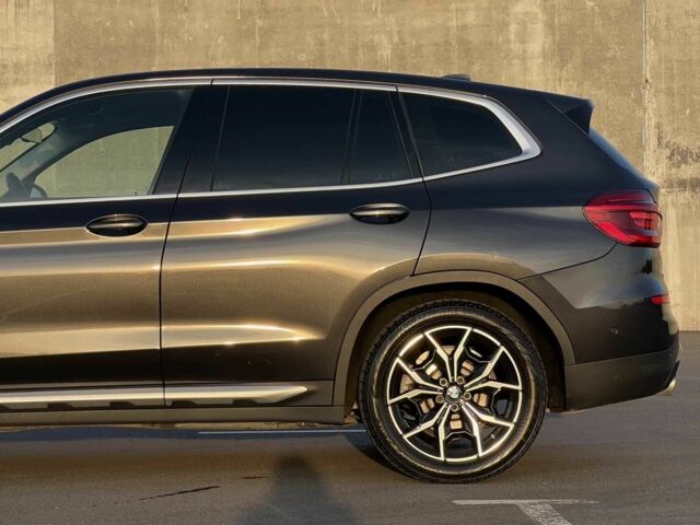 Черный БМВ Х3, объемом двигателя 2 л и пробегом 140 тыс. км за 35500 $, фото 1 на Automoto.ua