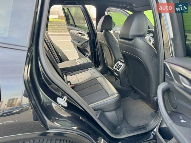 Черный БМВ Х3, объемом двигателя 2 л и пробегом 90 тыс. км за 38900 $, фото 43 на Automoto.ua