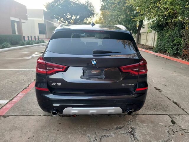 Черный БМВ Х3, объемом двигателя 2 л и пробегом 47 тыс. км за 10000 $, фото 5 на Automoto.ua