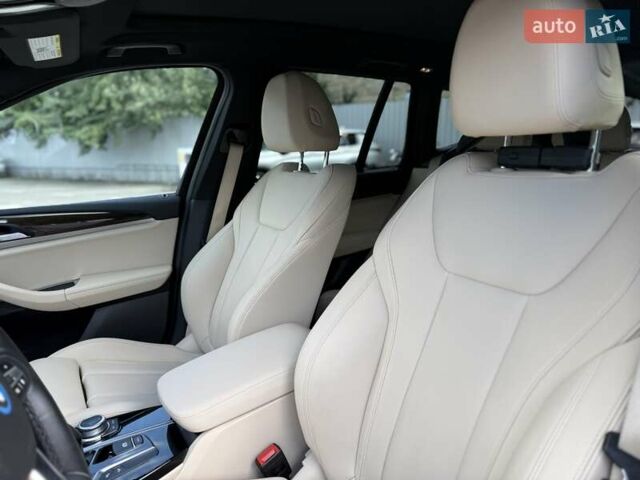 Черный БМВ Х3, объемом двигателя 2 л и пробегом 80 тыс. км за 32900 $, фото 21 на Automoto.ua