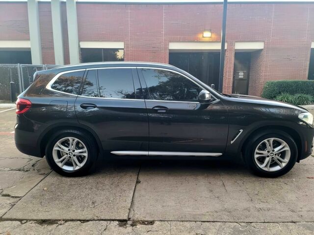 Черный БМВ Х3, объемом двигателя 2 л и пробегом 47 тыс. км за 10000 $, фото 7 на Automoto.ua