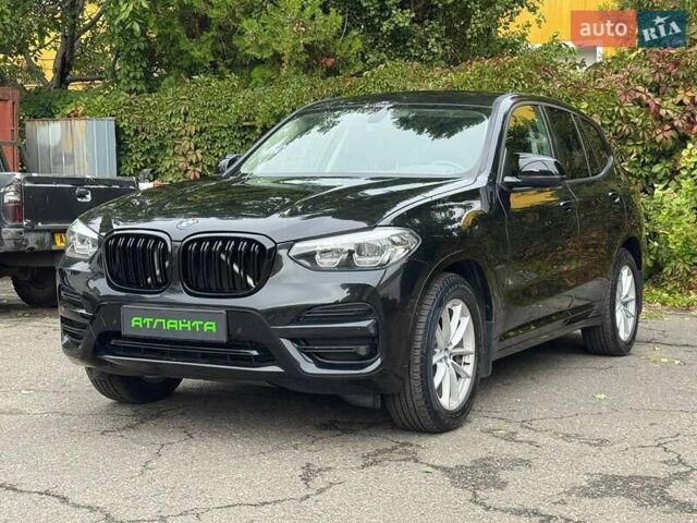 Чорний БМВ Х3, об'ємом двигуна 2 л та пробігом 115 тис. км за 29900 $, фото 3 на Automoto.ua