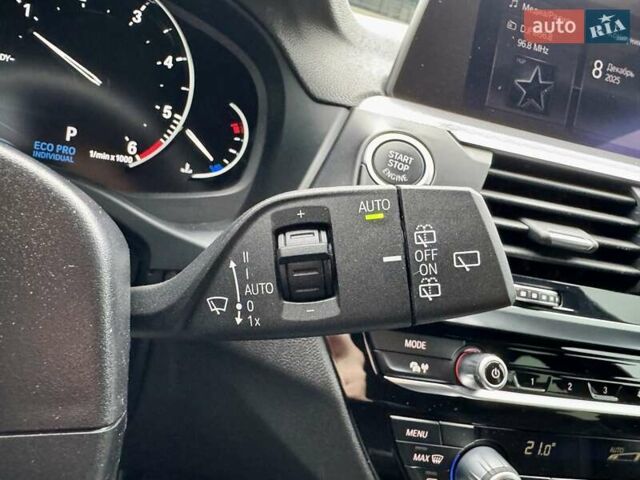 Черный БМВ Х3, объемом двигателя 2 л и пробегом 90 тыс. км за 38900 $, фото 76 на Automoto.ua