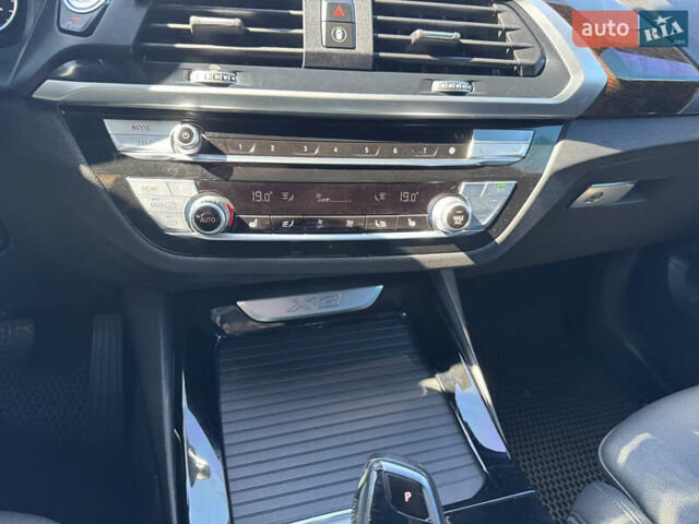 Черный БМВ Х3, объемом двигателя 2 л и пробегом 123 тыс. км за 25000 $, фото 31 на Automoto.ua