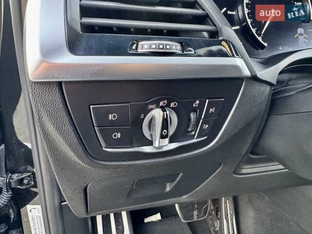 Черный БМВ Х3, объемом двигателя 2 л и пробегом 90 тыс. км за 38900 $, фото 36 на Automoto.ua