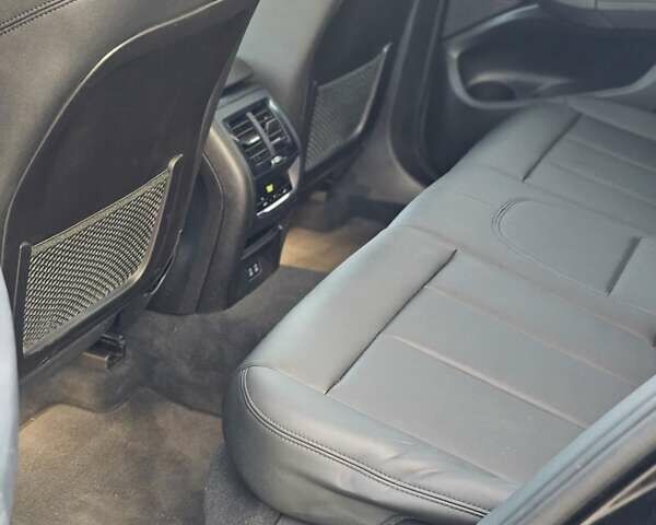 Чорний БМВ Х3, об'ємом двигуна 2 л та пробігом 99 тис. км за 25900 $, фото 23 на Automoto.ua