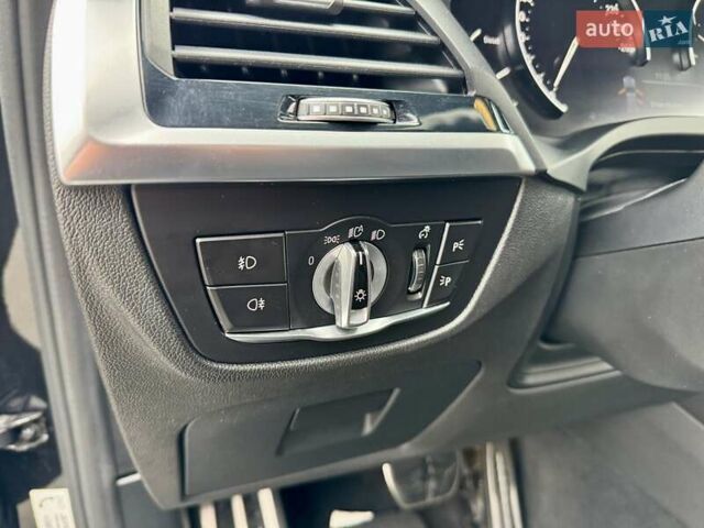 Черный БМВ Х3, объемом двигателя 2 л и пробегом 90 тыс. км за 38900 $, фото 38 на Automoto.ua