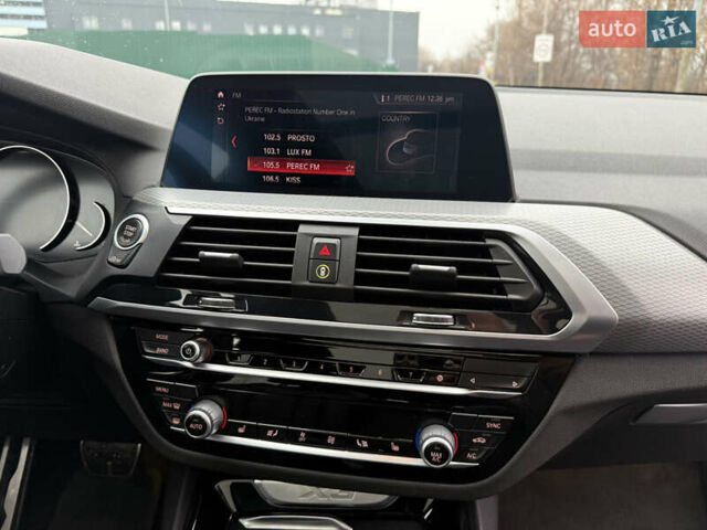 Чорний БМВ Х3, об'ємом двигуна 2 л та пробігом 85 тис. км за 36500 $, фото 30 на Automoto.ua