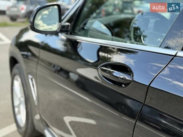 Черный БМВ Х3, объемом двигателя 2 л и пробегом 80 тыс. км за 32900 $, фото 15 на Automoto.ua