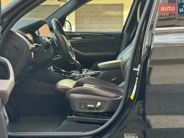 Чорний БМВ Х3, об'ємом двигуна 2 л та пробігом 75 тис. км за 27000 $, фото 10 на Automoto.ua