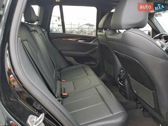 Чорний БМВ Х3, об'ємом двигуна 2 л та пробігом 83 тис. км за 9800 $, фото 10 на Automoto.ua