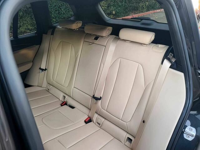 Черный БМВ Х3, объемом двигателя 2 л и пробегом 37 тыс. км за 11900 $, фото 12 на Automoto.ua