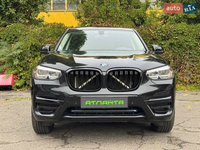 Чорний БМВ Х3, об'ємом двигуна 2 л та пробігом 115 тис. км за 29900 $, фото 4 на Automoto.ua