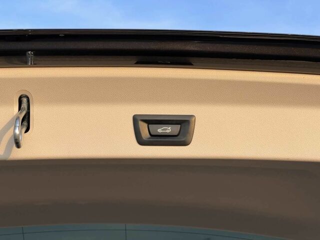 Черный БМВ Х3, объемом двигателя 2 л и пробегом 140 тыс. км за 35500 $, фото 18 на Automoto.ua