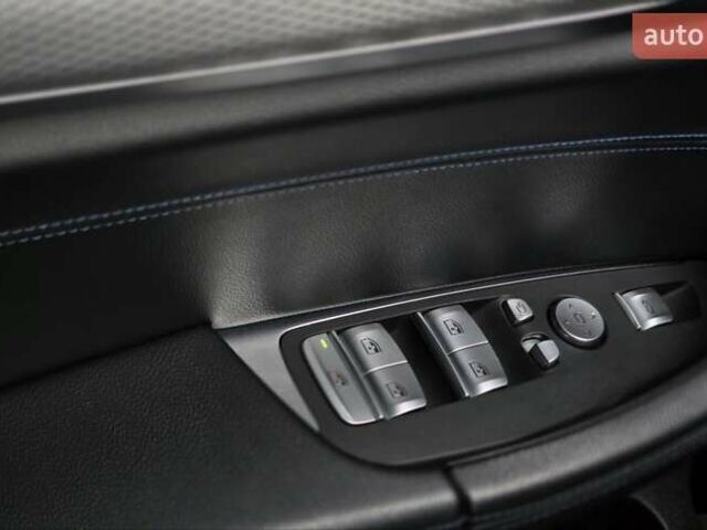 Чорний БМВ Х3, об'ємом двигуна 2 л та пробігом 127 тис. км за 36550 $, фото 25 на Automoto.ua