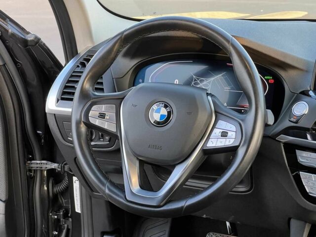 Черный БМВ Х3, объемом двигателя 2 л и пробегом 140 тыс. км за 35500 $, фото 7 на Automoto.ua