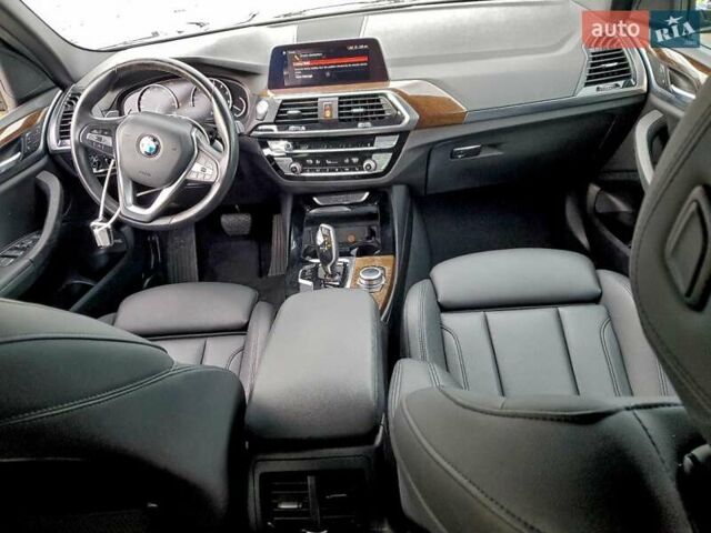 Чорний БМВ Х3, об'ємом двигуна 2 л та пробігом 83 тис. км за 9800 $, фото 7 на Automoto.ua