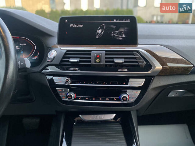 Чорний БМВ Х3, об'ємом двигуна 2 л та пробігом 146 тис. км за 27000 $, фото 22 на Automoto.ua