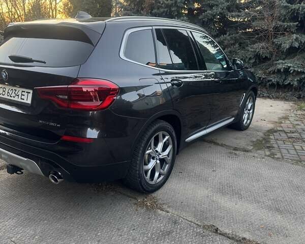Чорний БМВ Х3, об'ємом двигуна 2 л та пробігом 144 тис. км за 39800 $, фото 6 на Automoto.ua