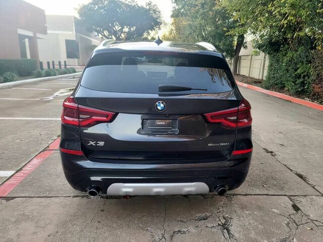 Черный БМВ Х3, объемом двигателя 2 л и пробегом 37 тыс. км за 11900 $, фото 5 на Automoto.ua