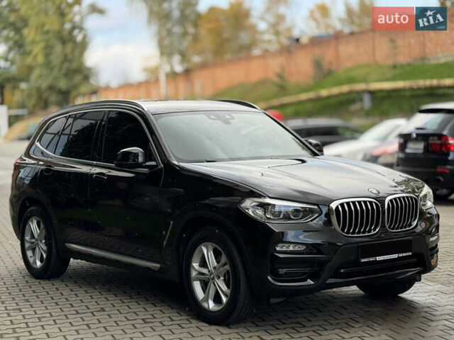 БМВ Х3 2021 в Черновцах на Automoto.ua Черный БМВ Х3, объемом двигателя 2 л и пробегом 105 тыс. км за 29800 $, фото 5 на Automoto.ua