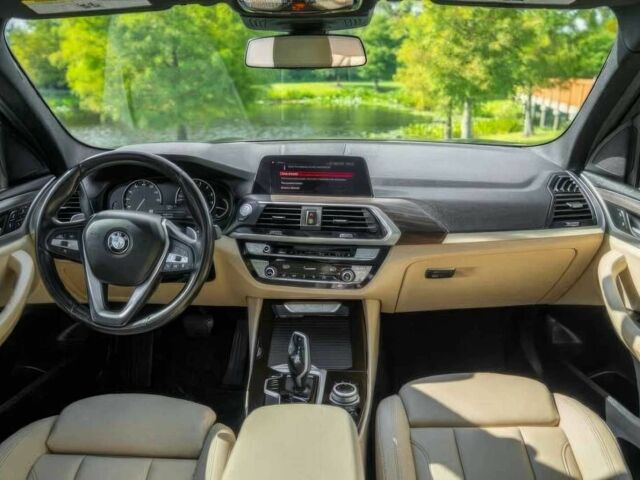 Черный БМВ Х3, объемом двигателя 2 л и пробегом 28 тыс. км за 16600 $, фото 9 на Automoto.ua