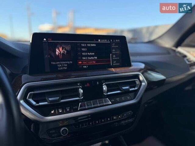 Черный БМВ Х3, объемом двигателя 2 л и пробегом 155 тыс. км за 35700 $, фото 12 на Automoto.ua