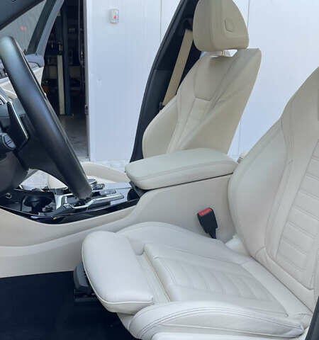 Черный БМВ Х3, объемом двигателя 3 л и пробегом 16 тыс. км за 52500 $, фото 27 на Automoto.ua