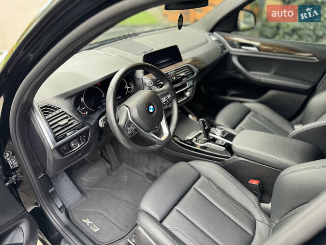 БМВ Х3 2021 в Черновцах на Automoto.ua Черный БМВ Х3, объемом двигателя 2 л и пробегом 105 тыс. км за 29800 $, фото 10 на Automoto.ua