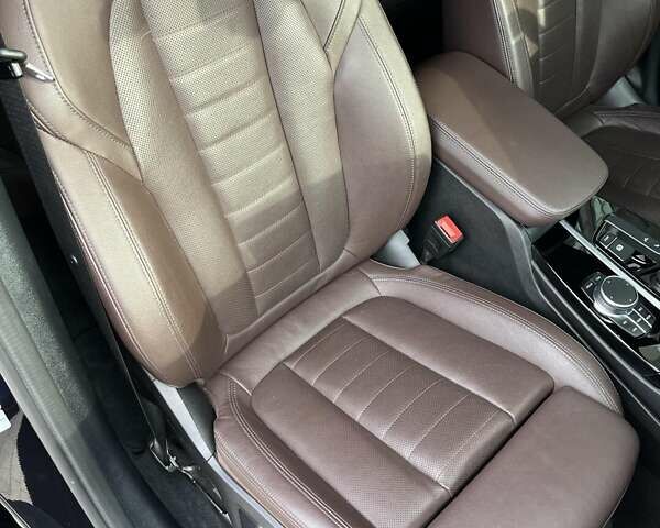 Черный БМВ Х3, объемом двигателя 2 л и пробегом 45 тыс. км за 37000 $, фото 23 на Automoto.ua