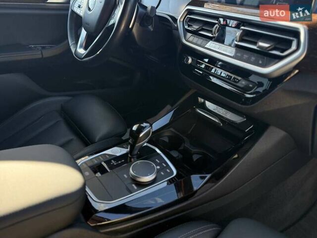 Черный БМВ Х3, объемом двигателя 2 л и пробегом 155 тыс. км за 35700 $, фото 23 на Automoto.ua